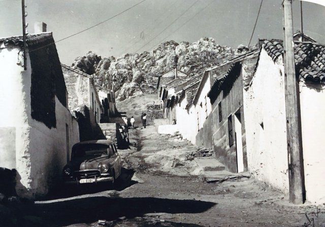 Las cuestas del Cerro San Sebastián. 1968