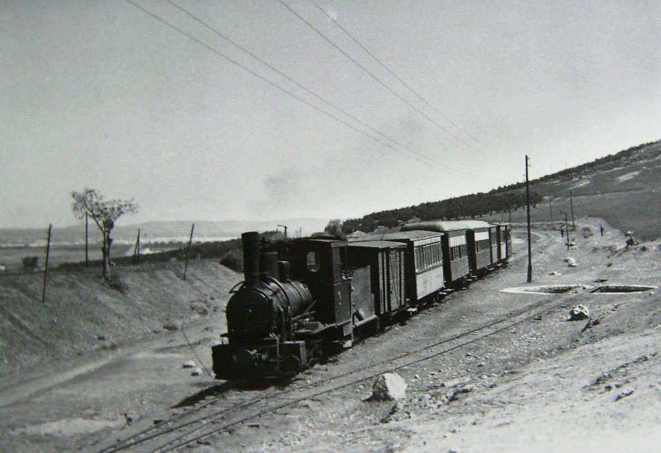 Entrada del trenillo en Puertollano procedente de Calzada de Calatrava Año 1957
